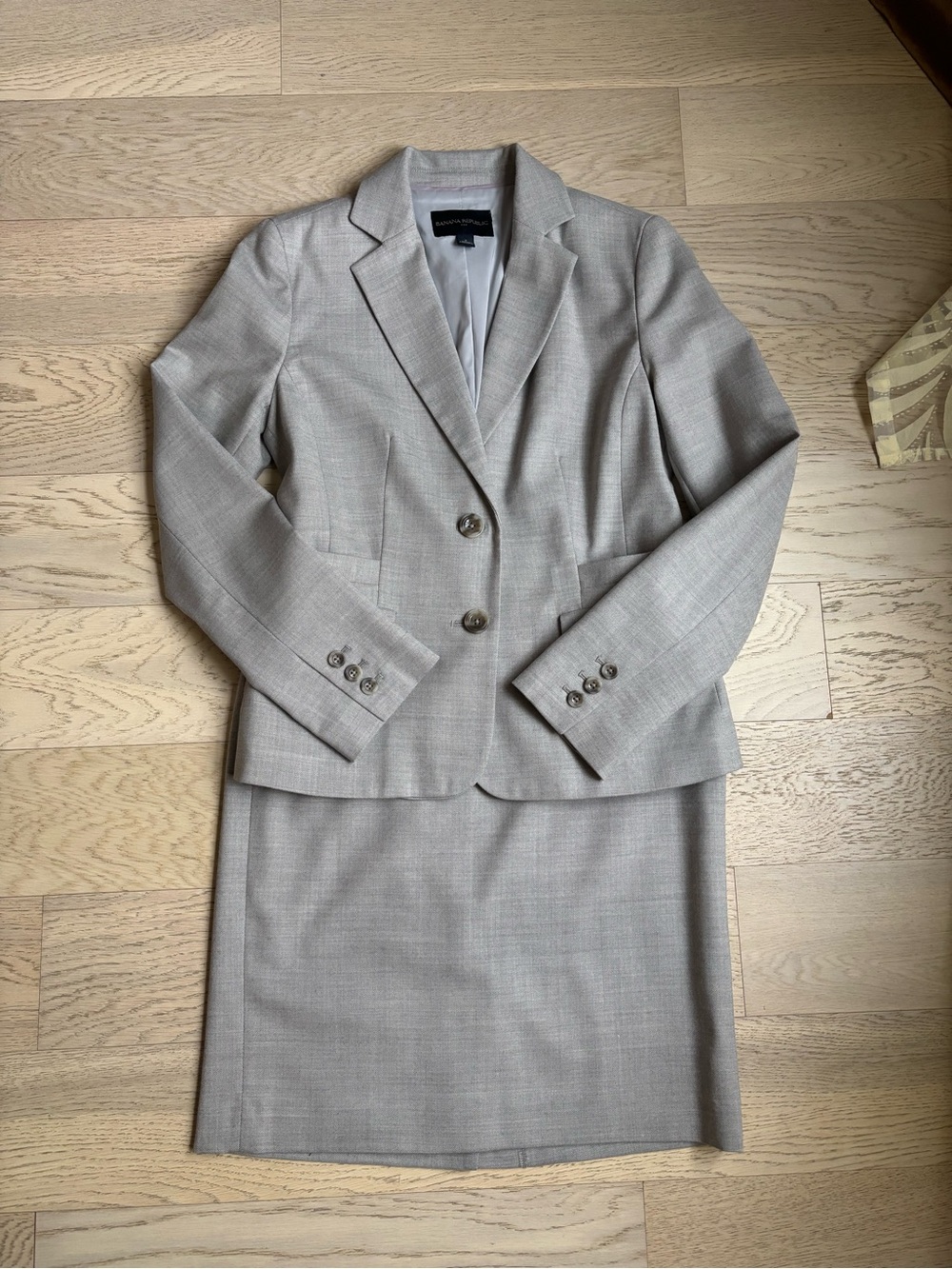 Banana Republic Light Taupe Women's Two-Piece Skirt Suit